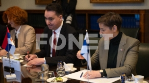 Promeniti stavove o Srbiji