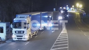 Kolona kamiona ka prelazu Šid