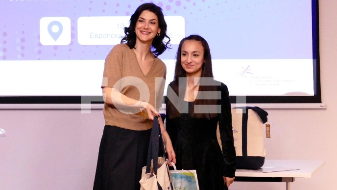 Oprema za decu migrante