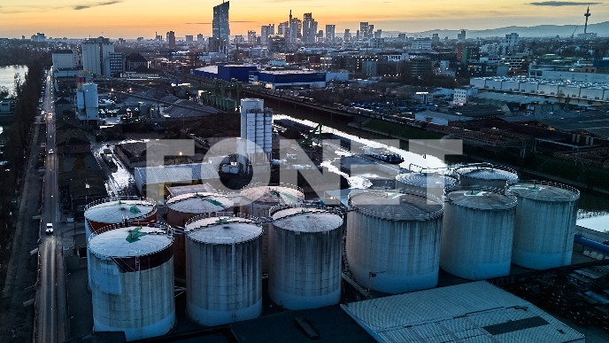 Nagli skok cena nafte i gasa 