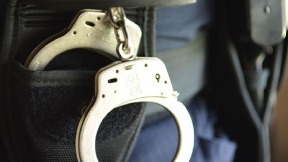 Hapšenje zbog pretnji SNS