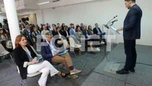 Prvo smena vlasti, onda izbori