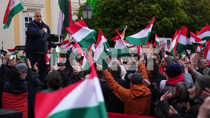 Anketa: Tisa u prednosti