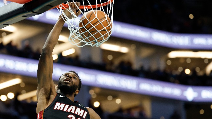 Šarlot - Majami 127:126