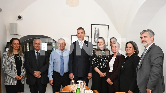 Osnovana Privredna komora 