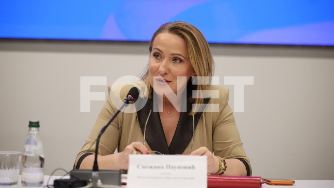 Mlade zapošljavati u upravu