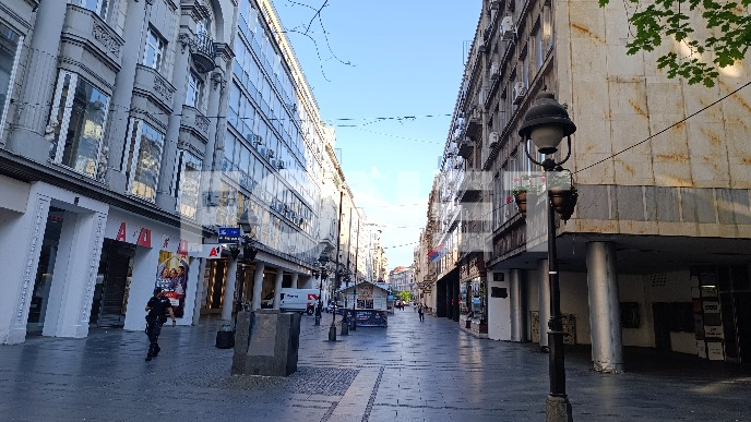 Smena sunca i oblaka 
