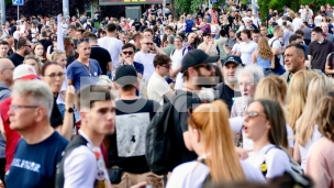 Na Slaviji između 180.000 i 190.000