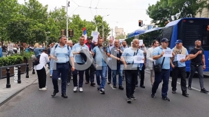 Počeo sastanak s Vučićem