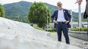 Srebrenički cvet za portparole
