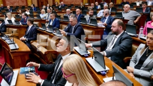 Prava vlada radi drugačije 