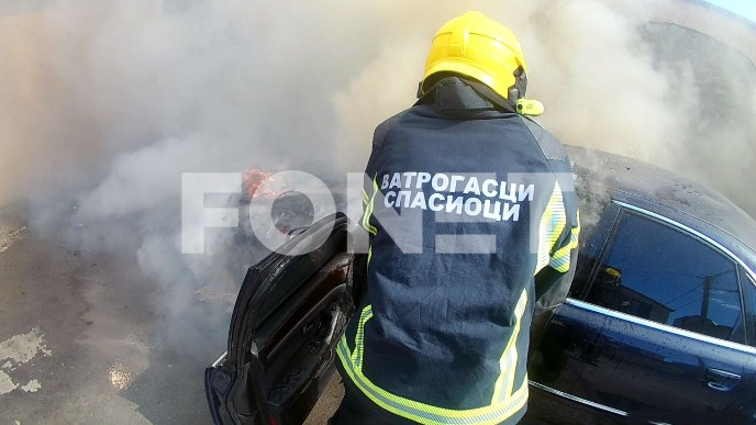 Zapalili automobil