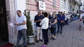 I sutra prikupljanje potpisa za studente