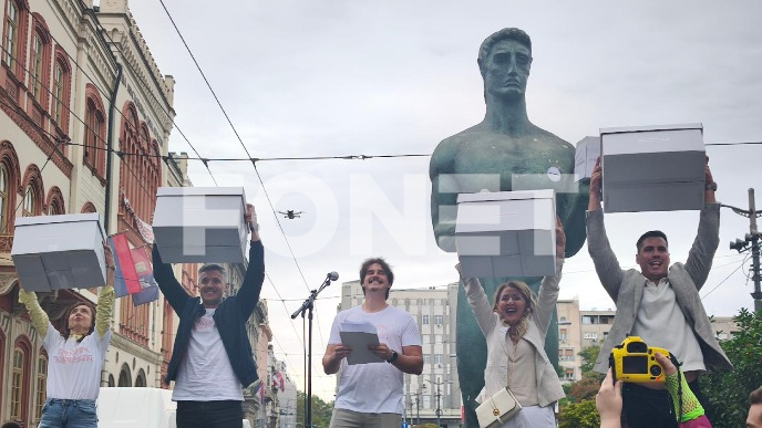 Predaja potpisa uz "Moravac"