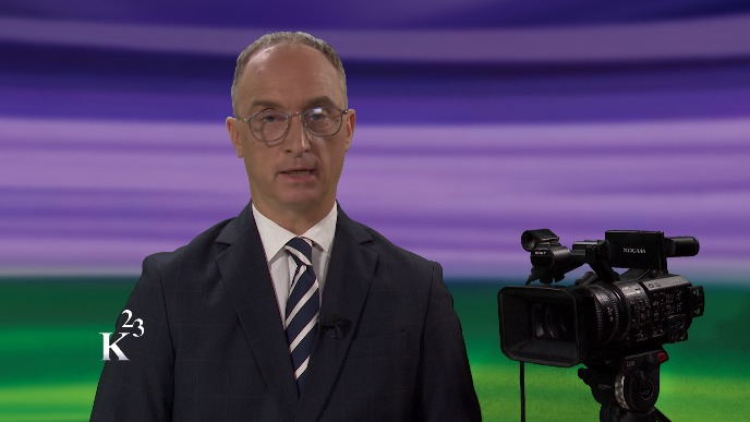 Kasno je za debatu o 1999.