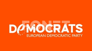 Vučić ide Orbanovim stopama 