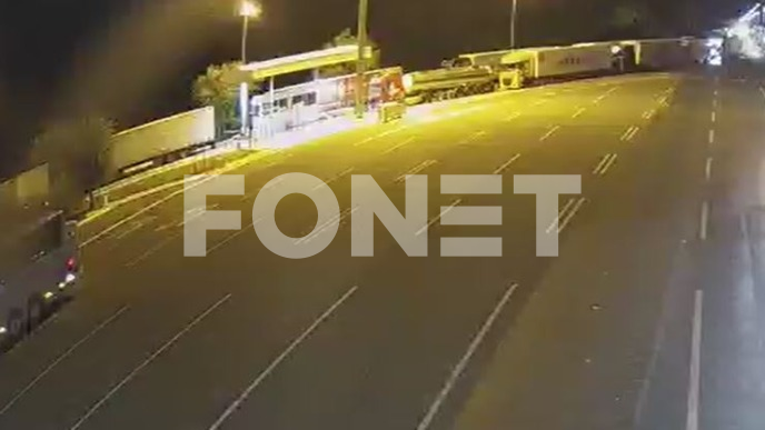 Kamioni čekaju šest sati