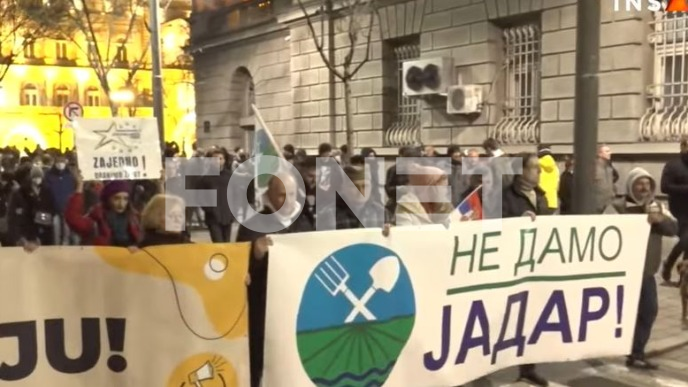 Odvojiti struku od politike