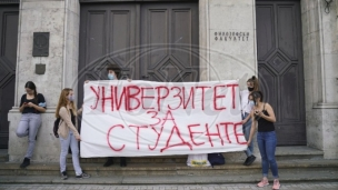 Zašto poskupljuje školarina?