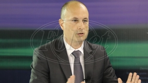 Maglovita spoljna politika Srbije