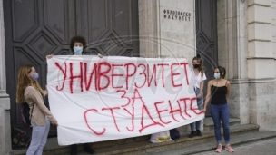 Ne odustaju od protesta
