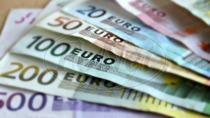 Prosečna plata 700 evra