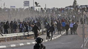 Uhapšeno 13 demonstranata