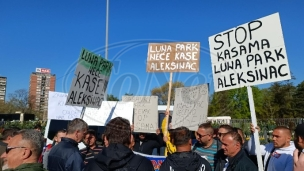 Počeo protest pijačara