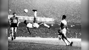 Preminuo Pele