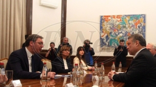 Vučić se sutra obraća javnosti