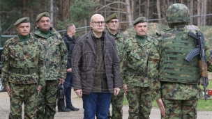 Vučević sa vojnicima na Uskrs