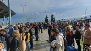 Evakuisan aerodrom u Prištini