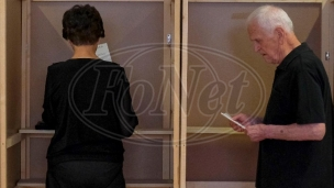 Ankete: Nikom više od 30 posto