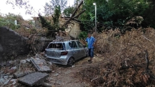 Obrušio se deo zida