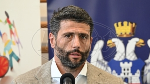 Novac umesto udžbenika 