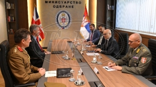 Dobro je što Kfor jača