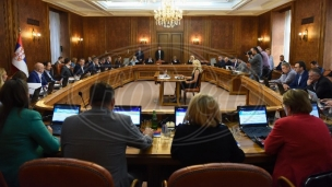 Zakoni sutra pred Vladom