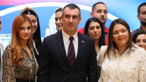 Orlić sa studentima iz RS