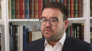 Nastupiti u jednoj koloni