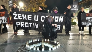 Antiratni-feministički protest
