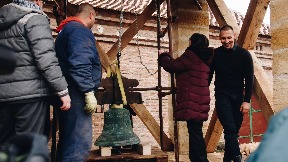 Povratak zvona u manastir