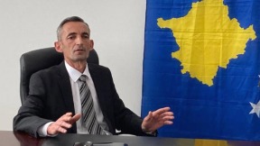 Kritika vlade Kosova