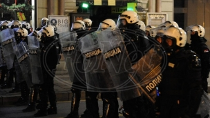 Golo nasilje policije