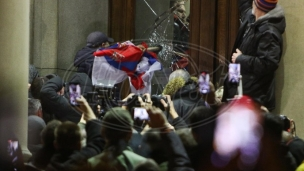 Zapad podriva Srbiju